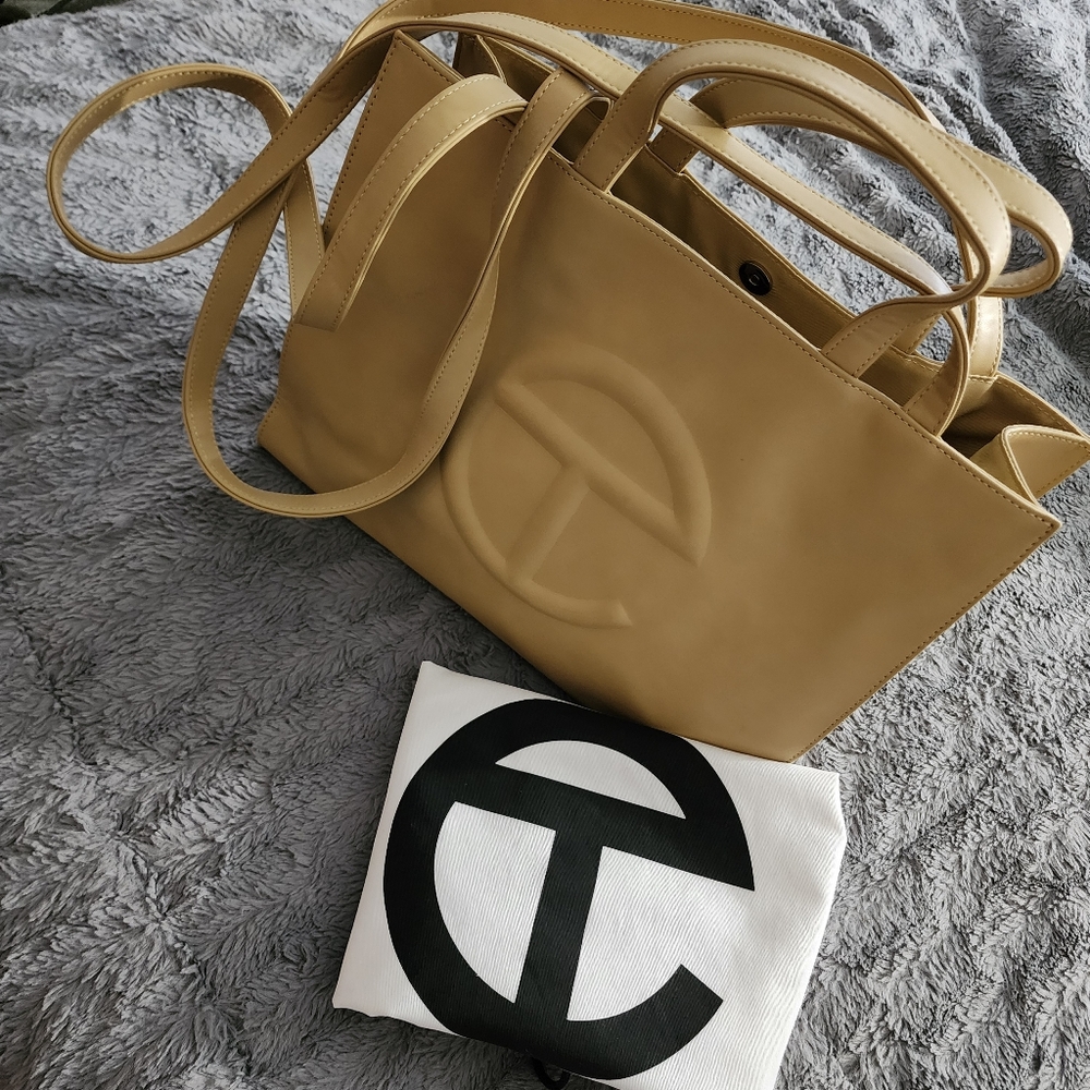 Telfar Medium Shopping Bag - Cream